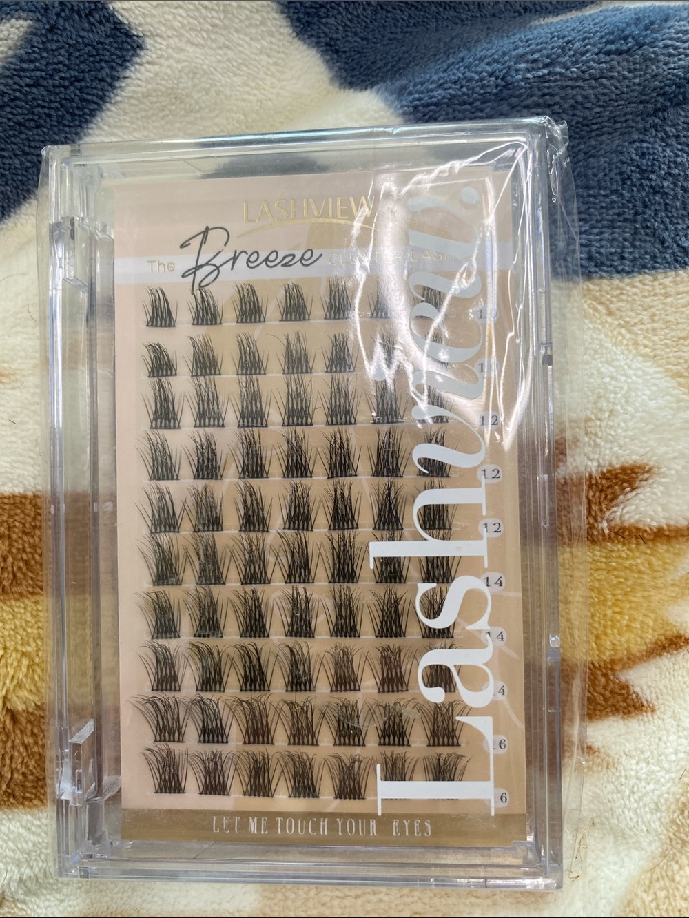 The Breeze Cluster Lashes — Black